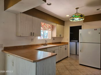 10303 Deanne Dr, Sun City, AZ 85351