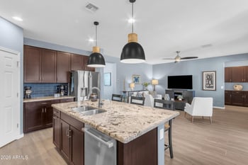 10304 Trent Ave, Mesa, AZ 85212