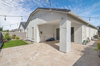 10305 Deanna Dr, Peoria, AZ 85382