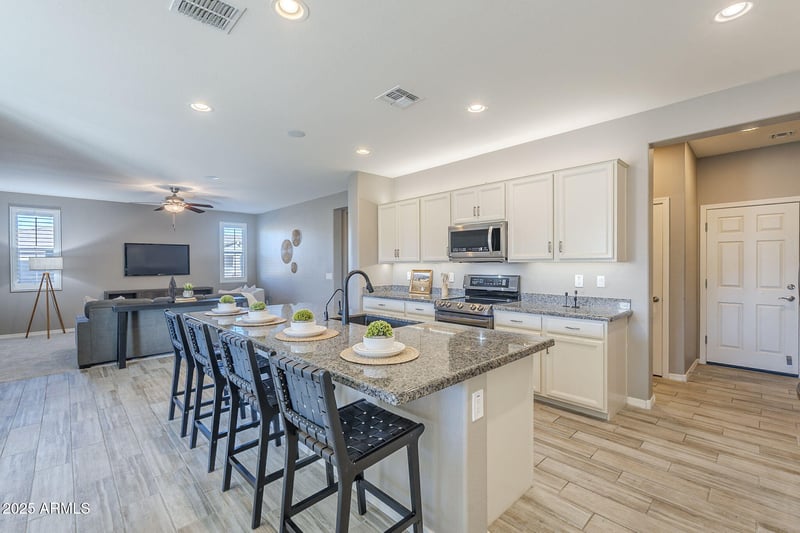 10305 Tahoe Ave, Mesa, AZ 85212