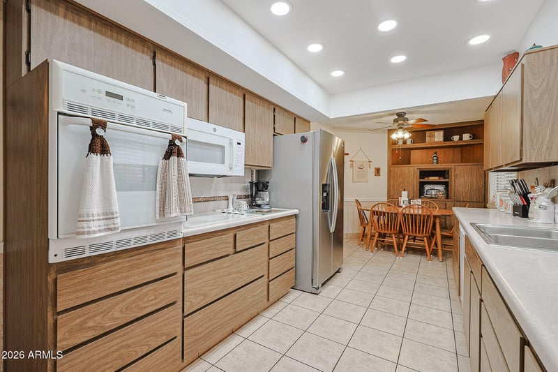 10305 W Loma Blanca Dr, Sun City, AZ 85351