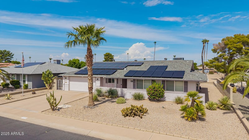 10306 Cameo Dr, Sun City, AZ 85351