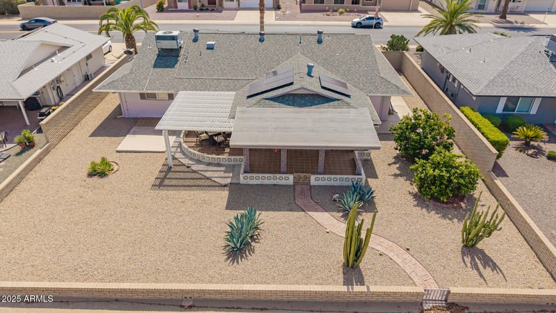 10306 Cameo Dr, Sun City, AZ 85351