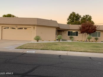 10306 Hutton Dr, Sun City, AZ 85351
