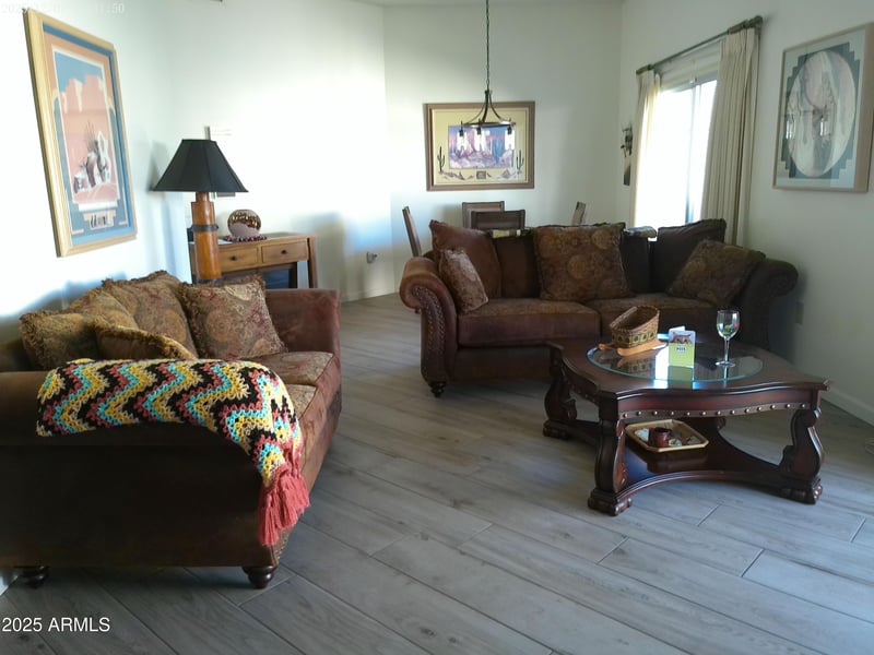 10306 Hutton Dr, Sun City, AZ 85351