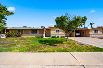 10306 W Audrey Dr, Sun City, AZ 85351