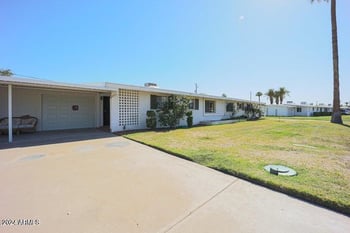10307 Oakmont Dr, Sun City, AZ 85351