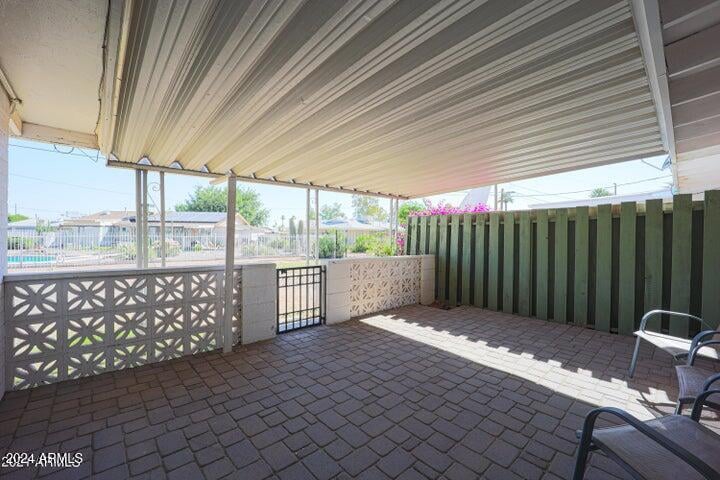 10307 Oakmont Dr, Sun City, AZ 85351