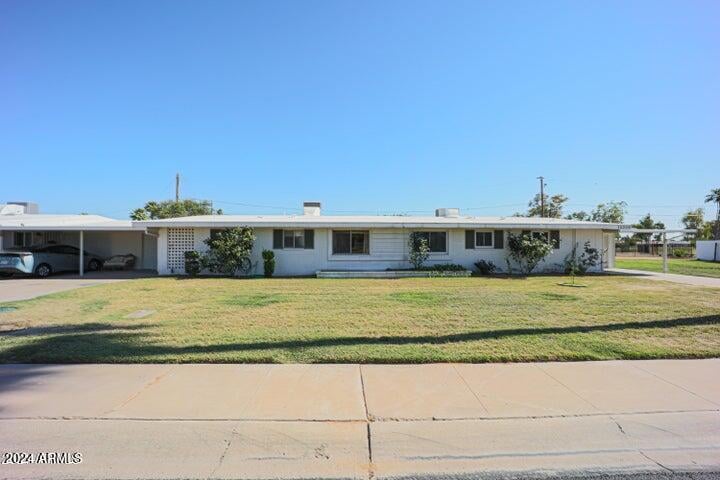 10307 Oakmont Dr, Sun City, AZ 85351