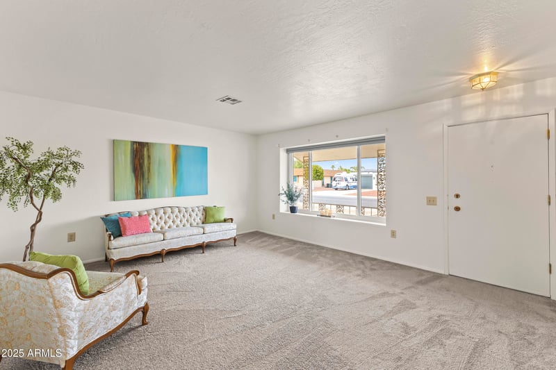 10307 W Sutters Gold Ln, Sun City, AZ 85351