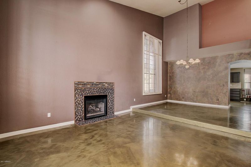 1031 E Forest Hills Dr, Phoenix, AZ 85022