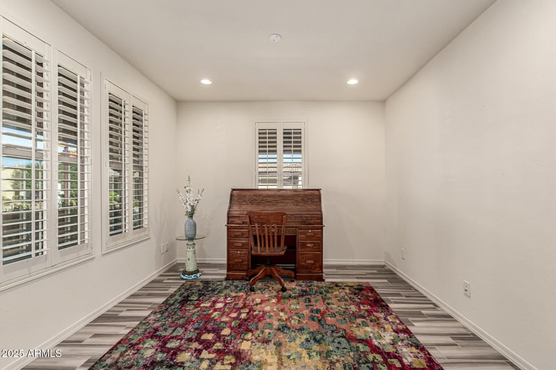 10311 Trent Ave, Mesa, AZ 85212