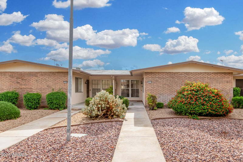 10311 W Ocotillo Dr, Sun City, AZ 85373