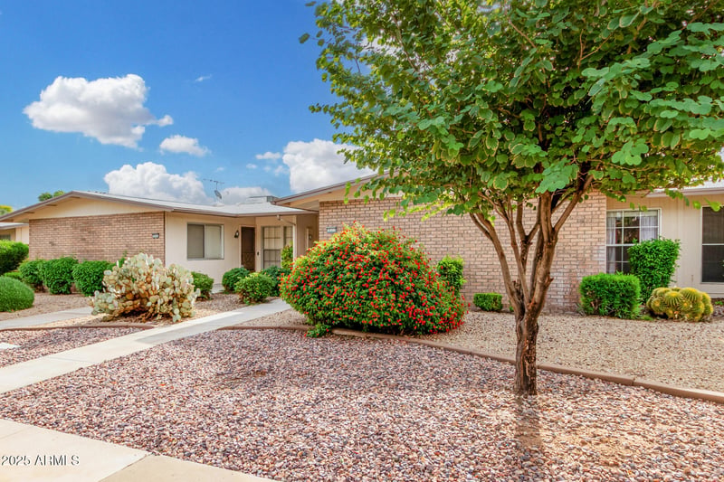 10311 W Ocotillo Dr, Sun City, AZ 85373