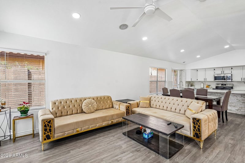 10312 N 58th Ln, Glendale, AZ 85302
