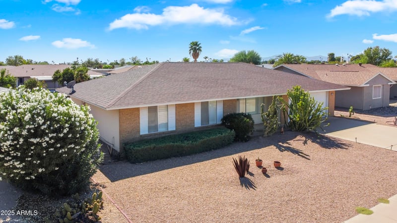 10313 Burns Dr, Sun City, AZ 85351