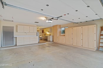 10313 Burns Dr, Sun City, AZ 85351