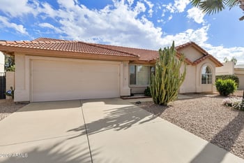 10313 Navajo Pl, Sun Lakes, AZ 85248