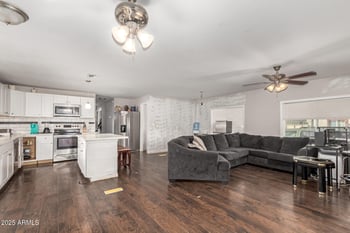 10313 Illini St, Mesa, AZ 85208