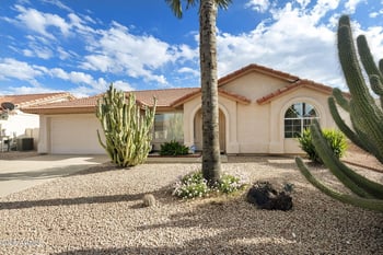 10313 Navajo Pl, Sun Lakes, AZ 85248