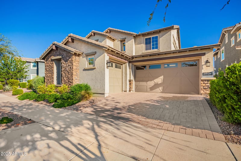 10313 Thornton Ave, Mesa, AZ 85212