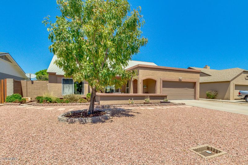 10314 W Loma Ln, Peoria, AZ 85345