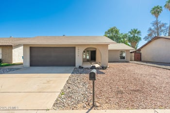 10315 Hazelwood Ave, Phoenix, AZ 85037