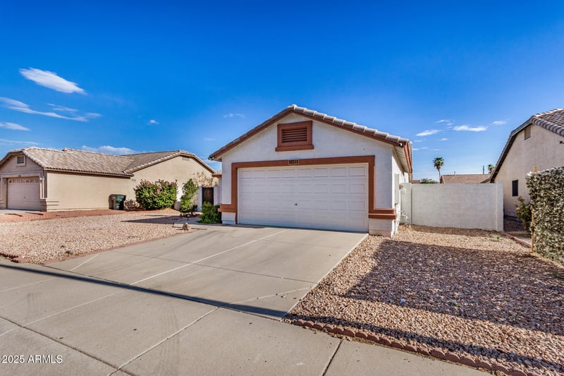 10315 Reade Ave, Glendale, AZ 85307