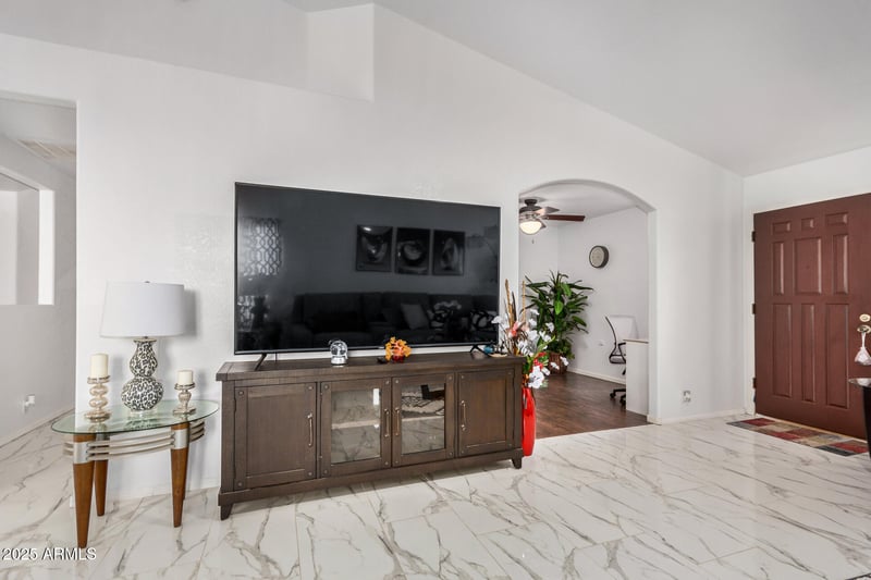 10315 Reade Ave, Glendale, AZ 85307