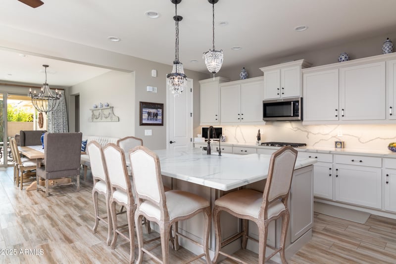 10317 Tillman Ave, Mesa, AZ 85212