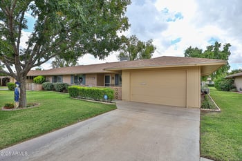 10319 Prairie Hills Cir, Sun City, AZ 85351