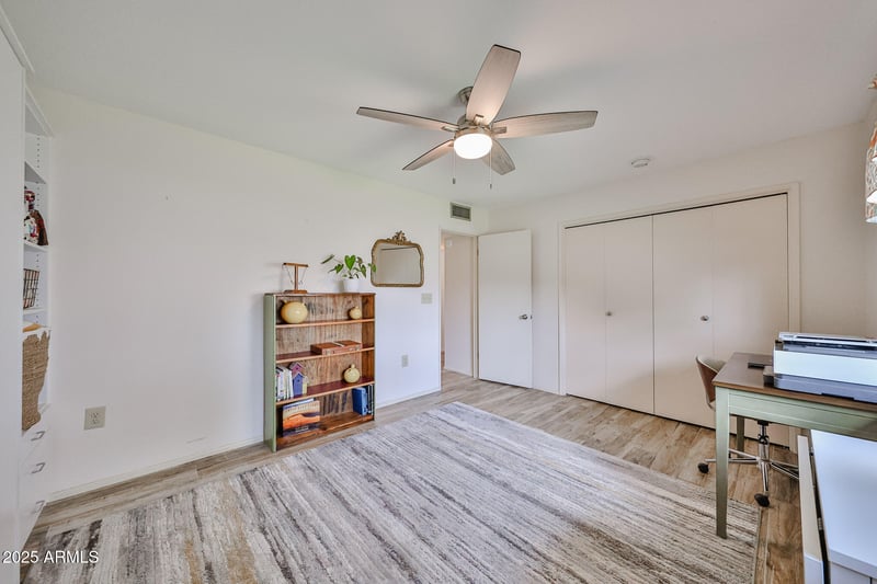 10319 Prairie Hills Cir, Sun City, AZ 85351