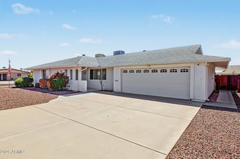 10319 W Cumberland Dr, Sun City, AZ 85351