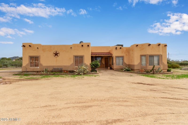 1032 Carlise Rd, Phoenix, AZ 85086