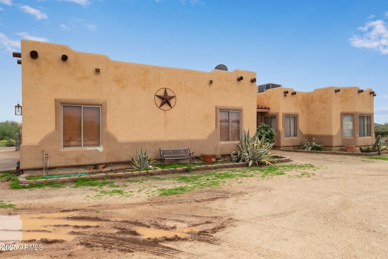 1032 Carlise Rd, Phoenix, AZ 85086