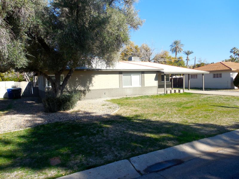 1032 E Denton Ln, Phoenix, AZ 85014