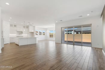 1032 J Waltz Way, Apache Junction, AZ 85120