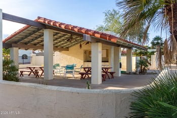 1032 Laguna Dr, Tempe, AZ 85282