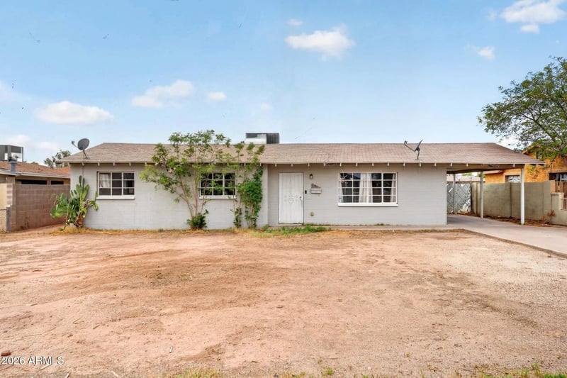 1032 N 27th Dr, Phoenix, AZ 85009