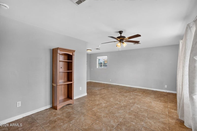 1032 N 27th Dr, Phoenix, AZ 85009