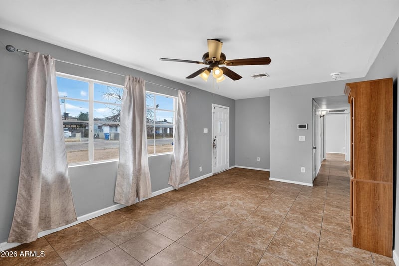 1032 N 27th Dr, Phoenix, AZ 85009