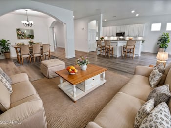 10320 Cashman Dr, Peoria, AZ 85383