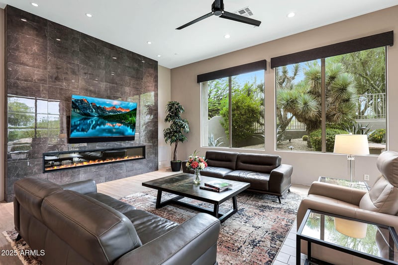10321 White Feather Ln, Scottsdale, AZ 85262