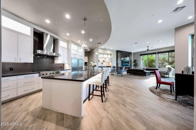10321 White Feather Ln, Scottsdale, AZ 85262