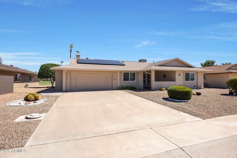 10322 Cameo Dr, Sun City, AZ 85351