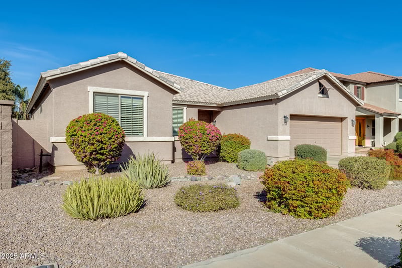 10322 Roanoke Ave, Avondale, AZ 85392