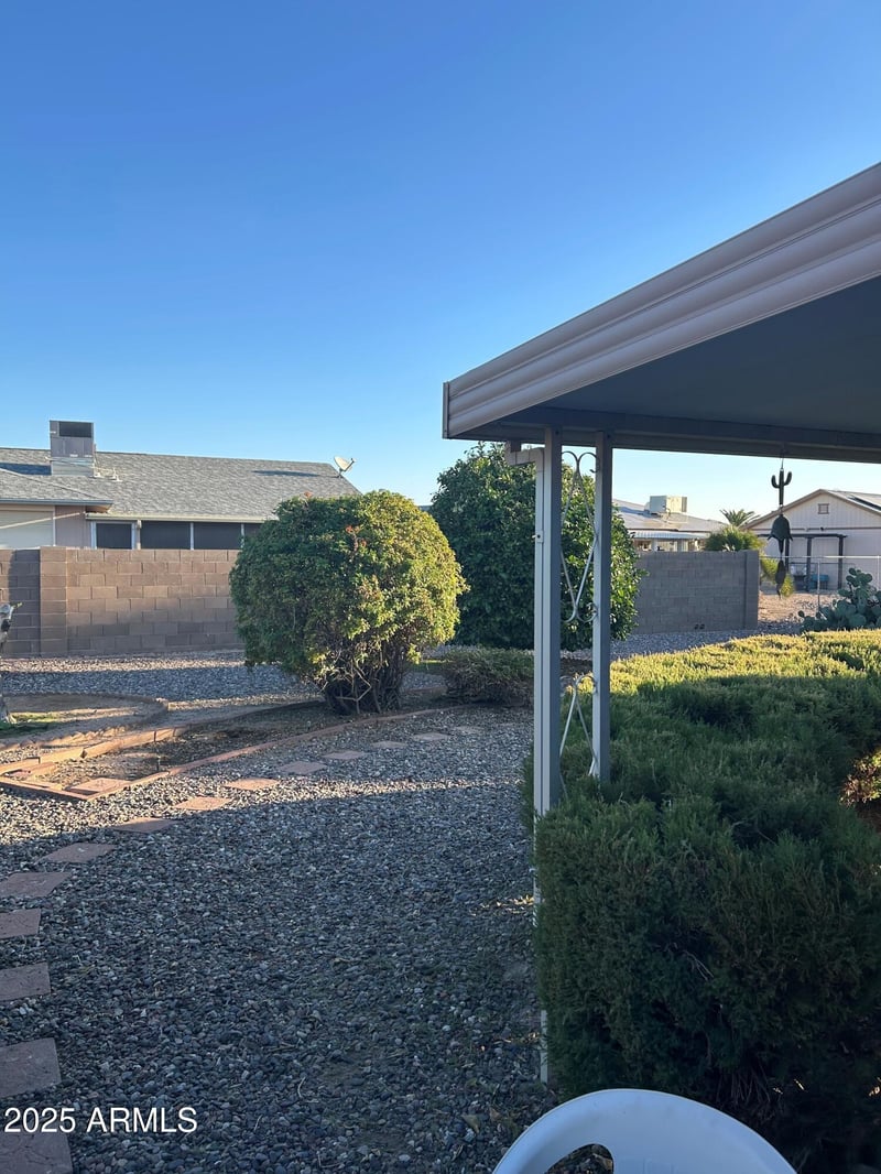 10322 Signal Butte Cir, Sun City, AZ 85373