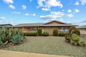 10322 Signal Butte Cir, Sun City, AZ 85373