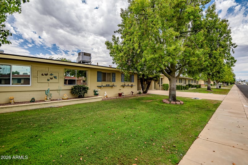 10323 W Audrey Dr, Sun City, AZ 85351