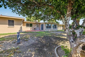 10323 W Deanne Dr, Sun City, AZ 85351